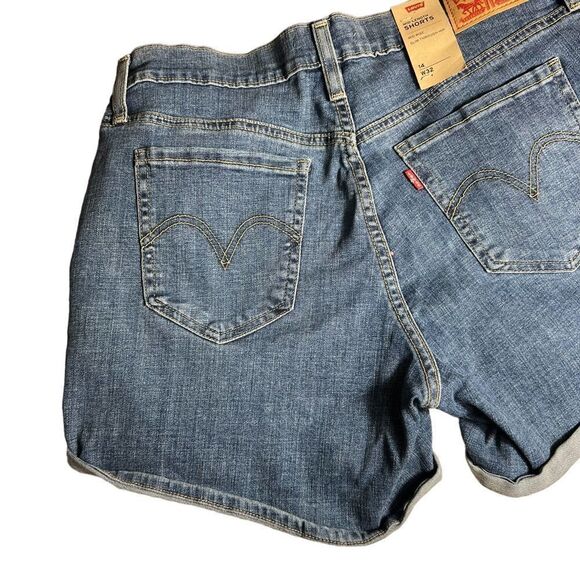 Levi’s Mid Length Denim Shorts - Picture 3 of 7